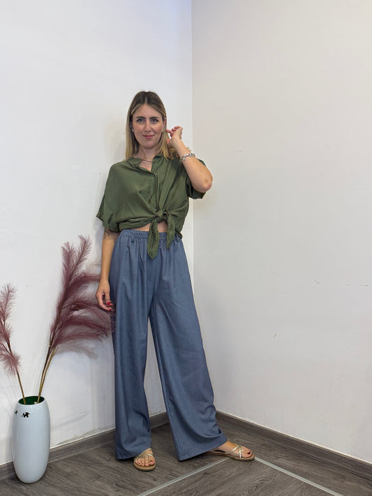 Pantaloni leggeri tipo jeans
