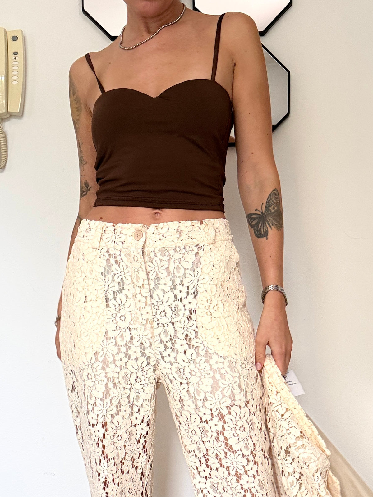 Completo pizzo color burro