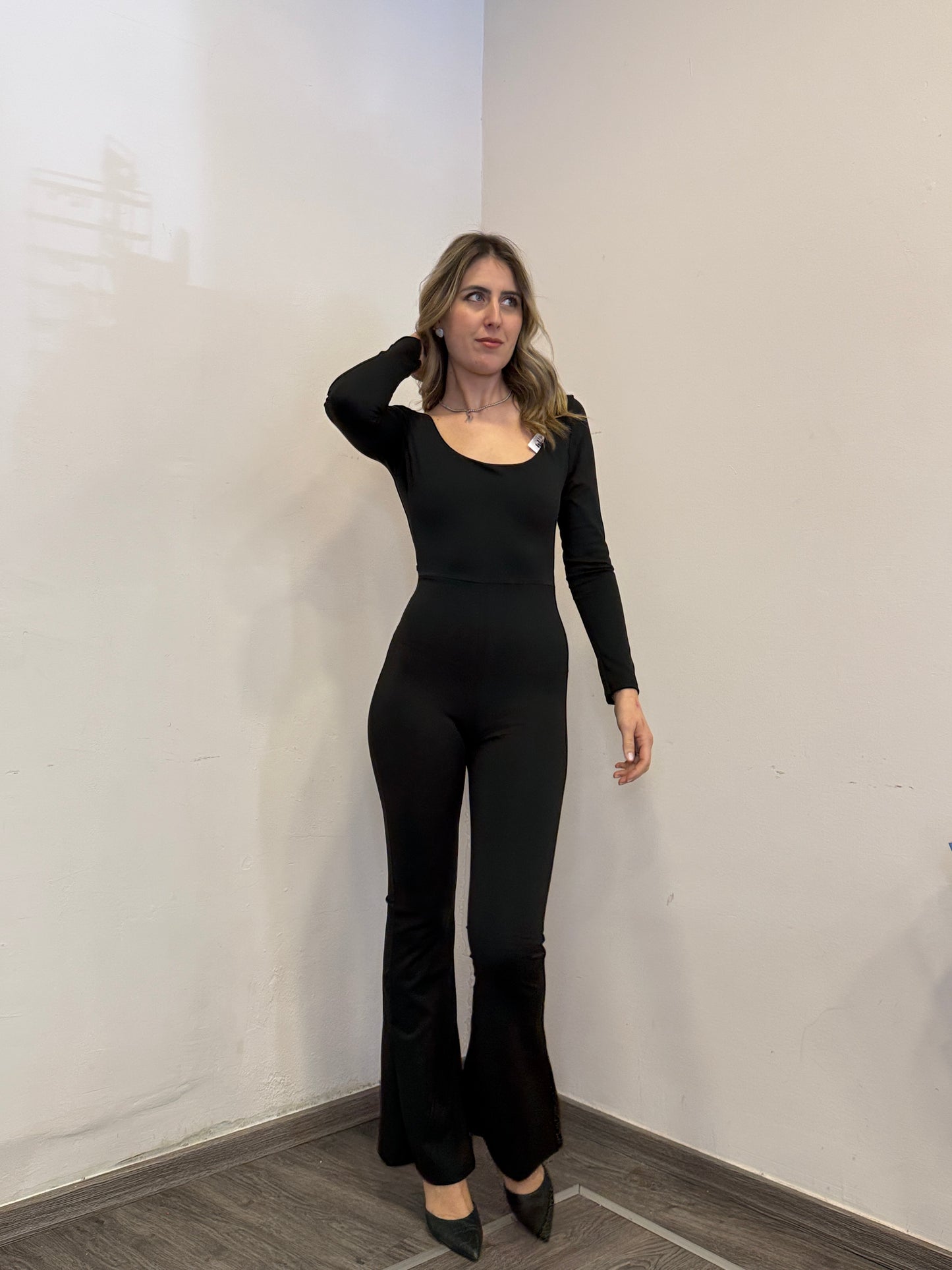 Tuta zampa schiena nuda