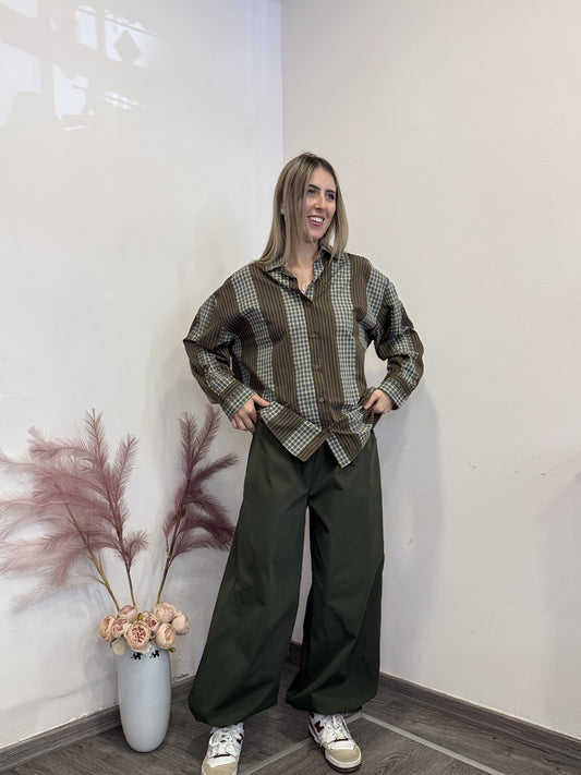 Pantaloni parachute verde