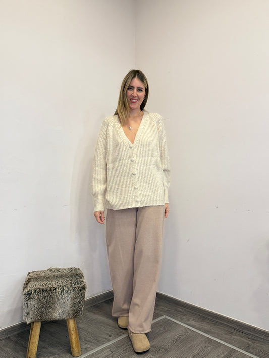 Cardigan con bottoni scollato