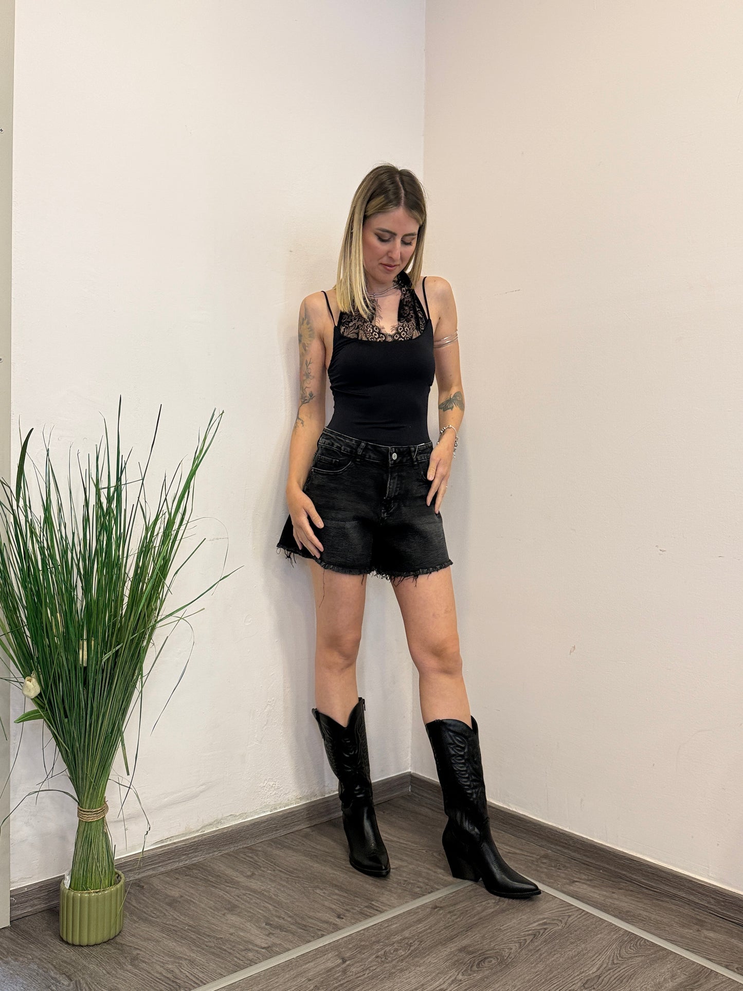 Body dettaglio pizzo