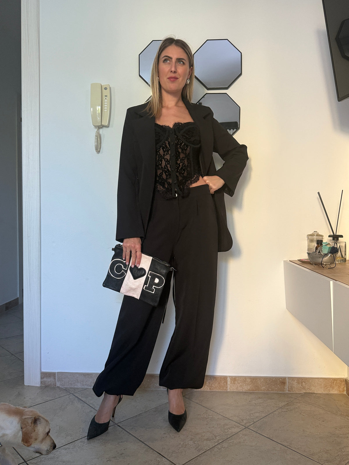 Completo black con pantaloni palazzo