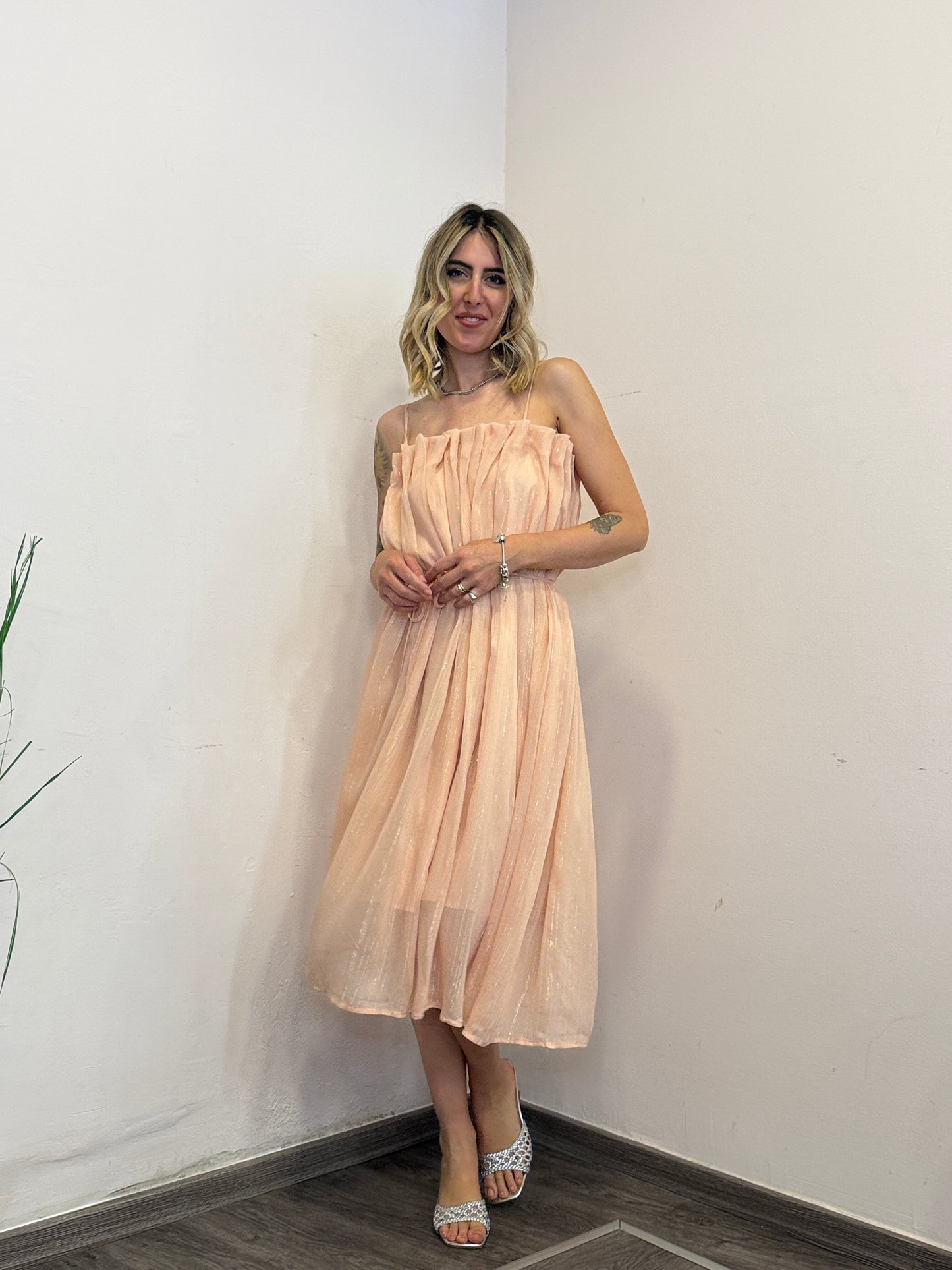Abito midi rosa