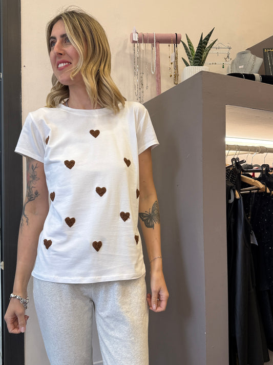 T-shirt CUORI marrone