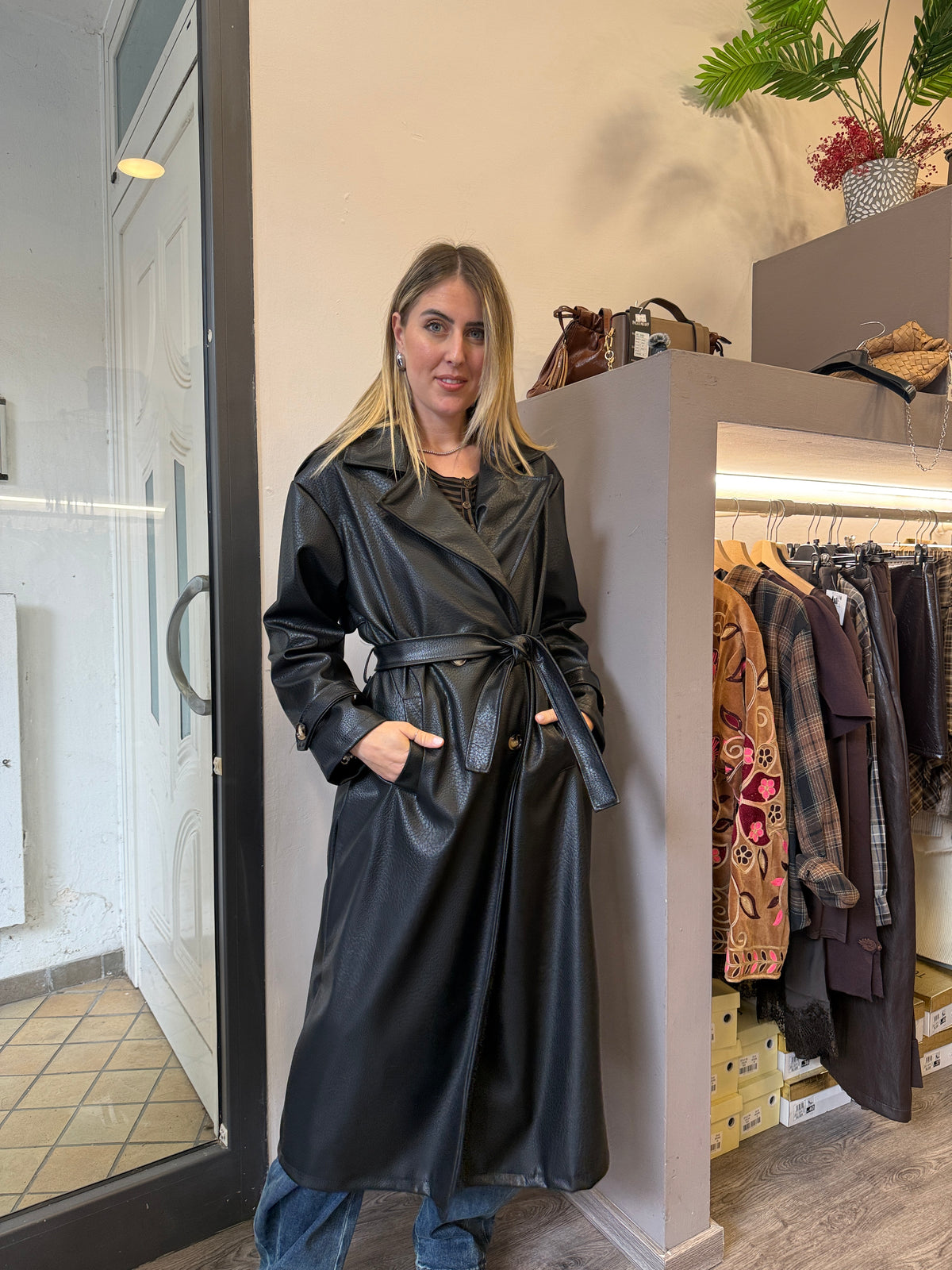 Spolverino ecopelle nero