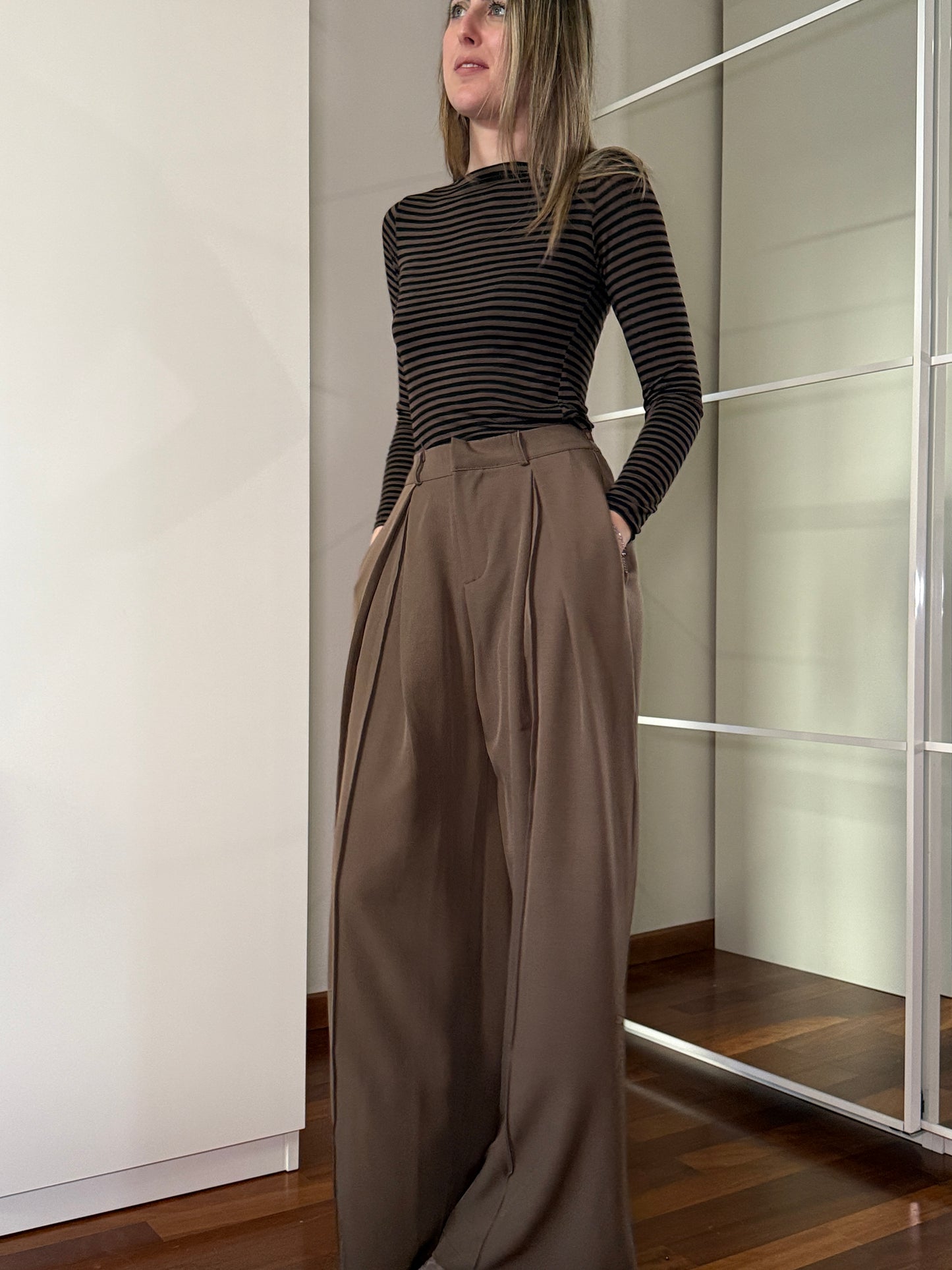Pantaloni eleganti fango
