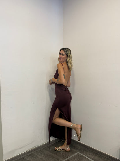 Abito lungo con schiena nuda bordeaux