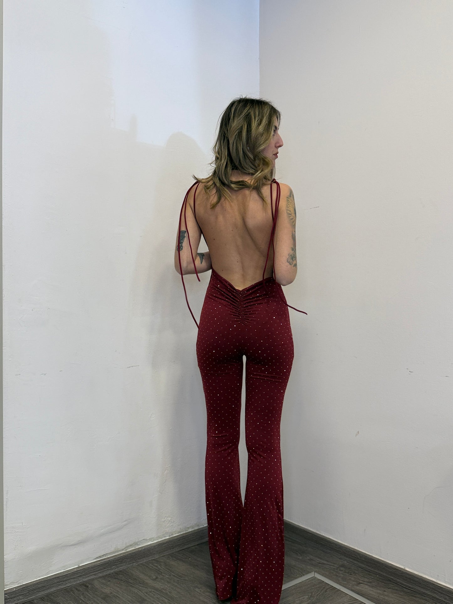 Tuta strass bordeaux