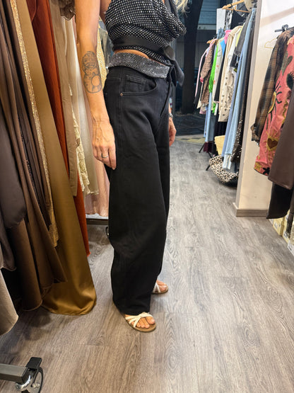 Jeans con risvolto strass