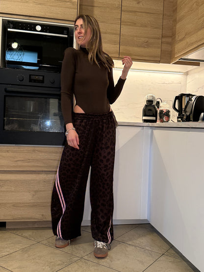 Pantaloni tuta animalier pt448