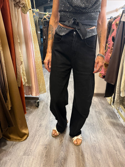 Jeans con risvolto strass