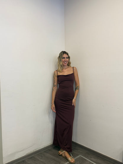 Abito lungo con schiena nuda bordeaux