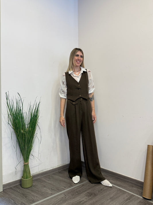 Completo con gilet