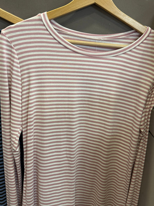 Maglia rigata girocollo