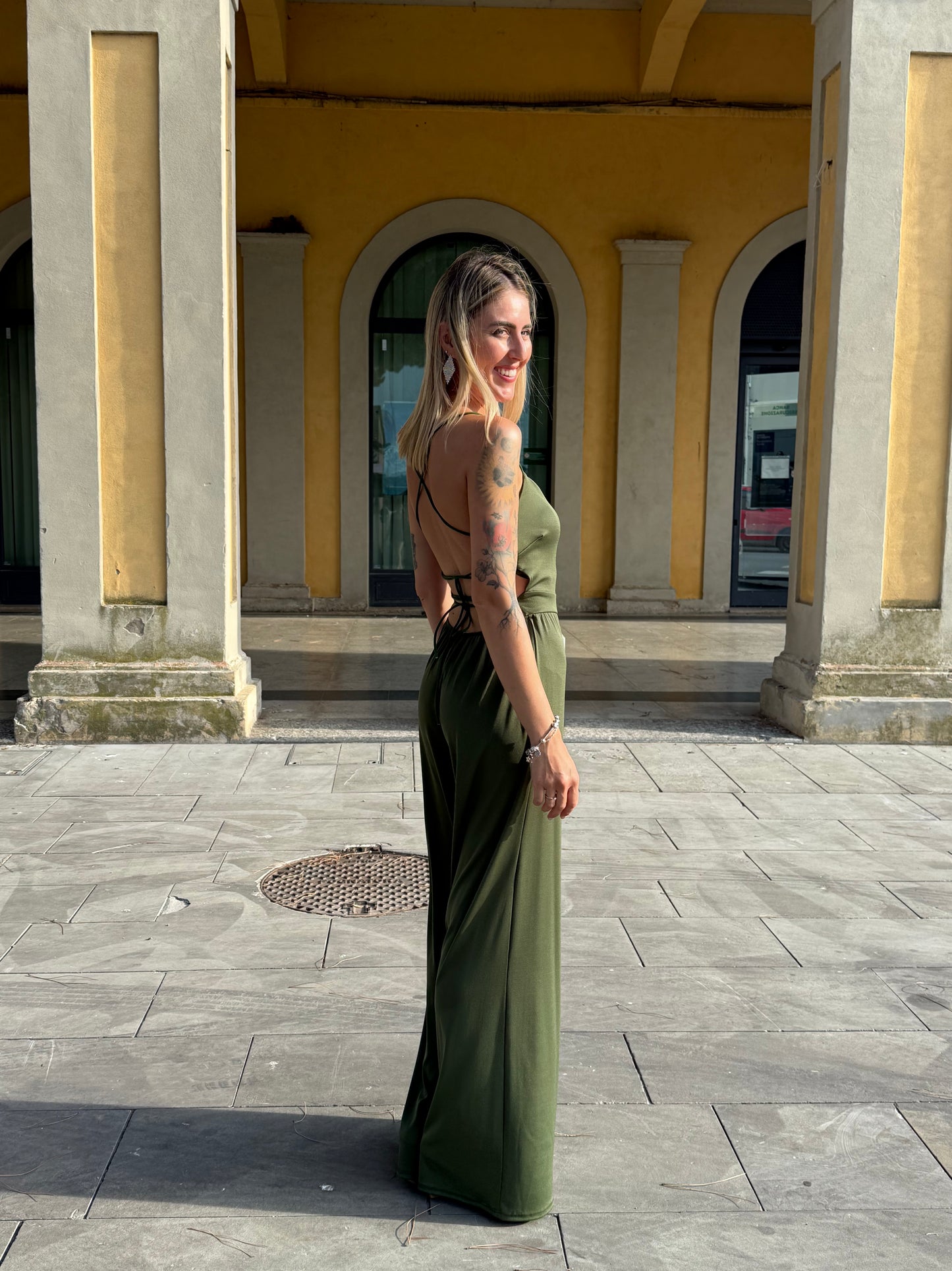 Tuta schiena nuda verde