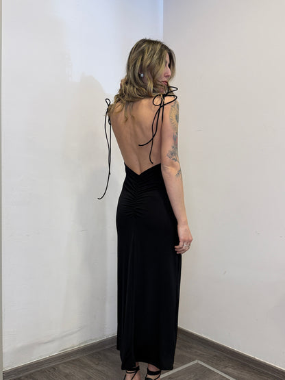 Abito scollato schiena nuda