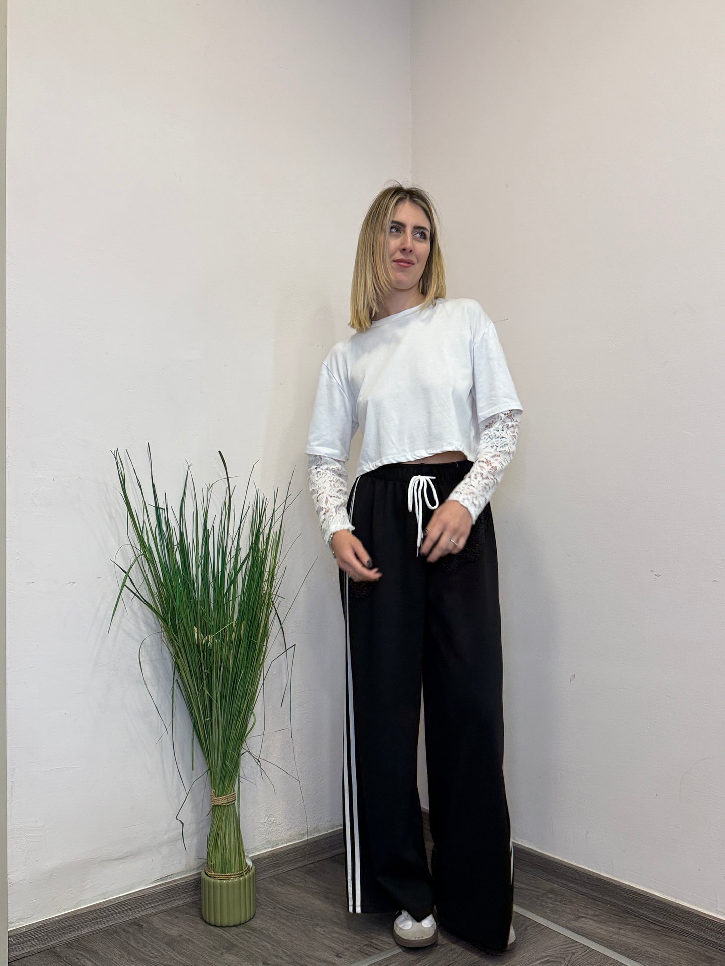 Pantaloni tuta palazzo bande