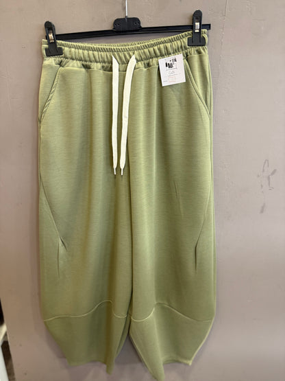 Pantaloni ovetto tuta pt773