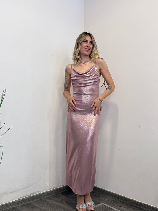 Abito rosa schiena nuda