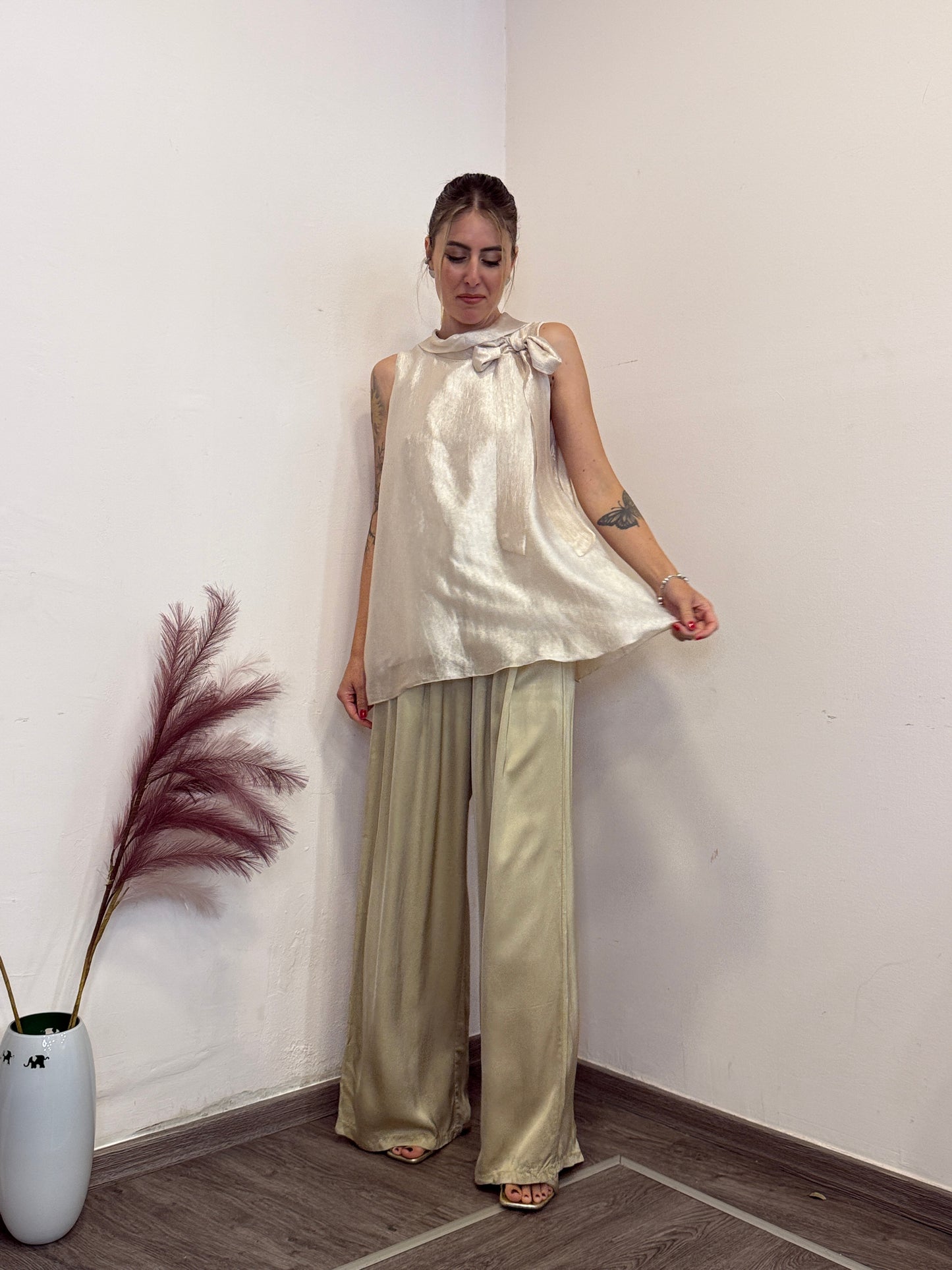 Pantaloni palazzo raso oro