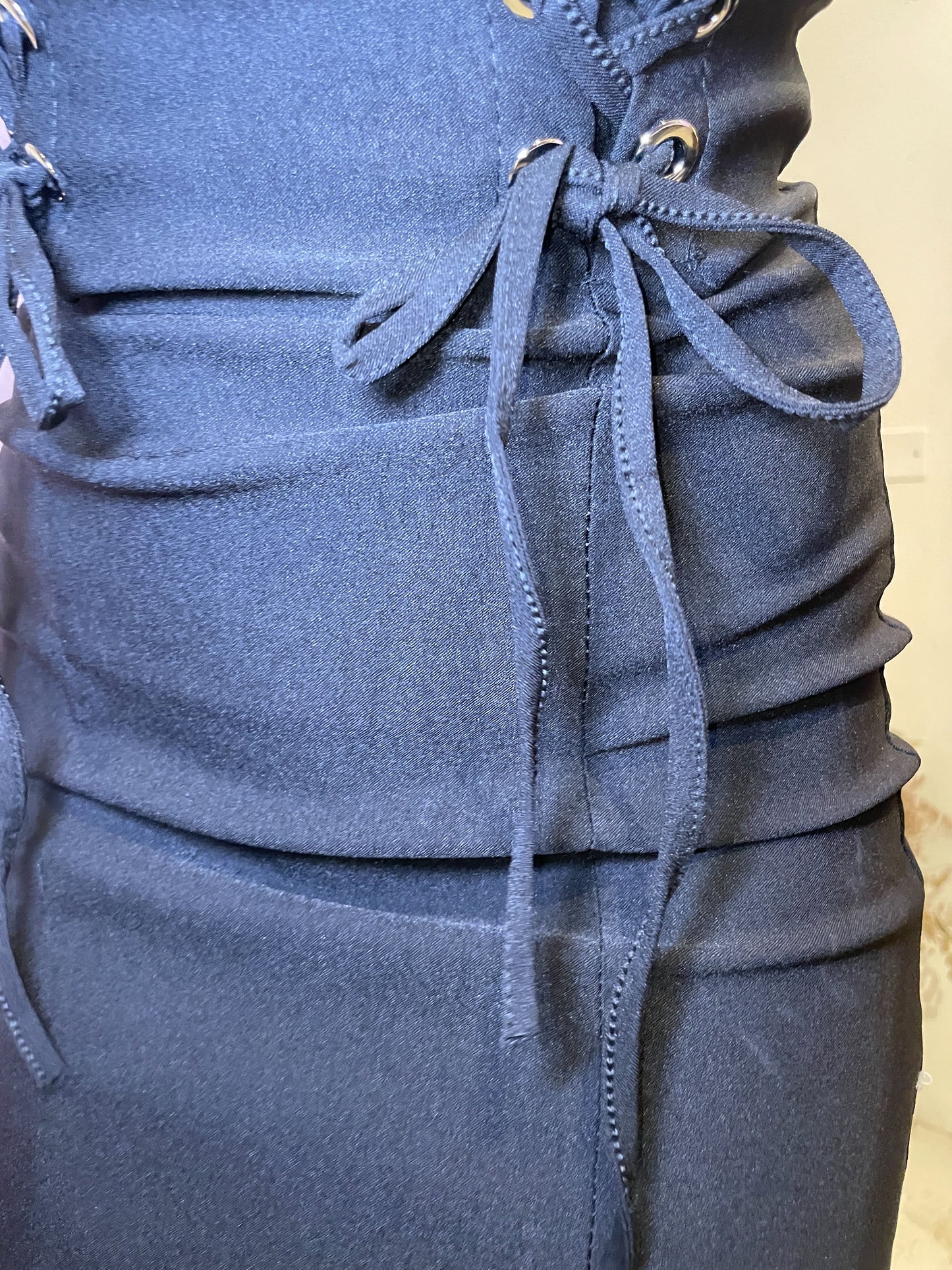 Abito lacci