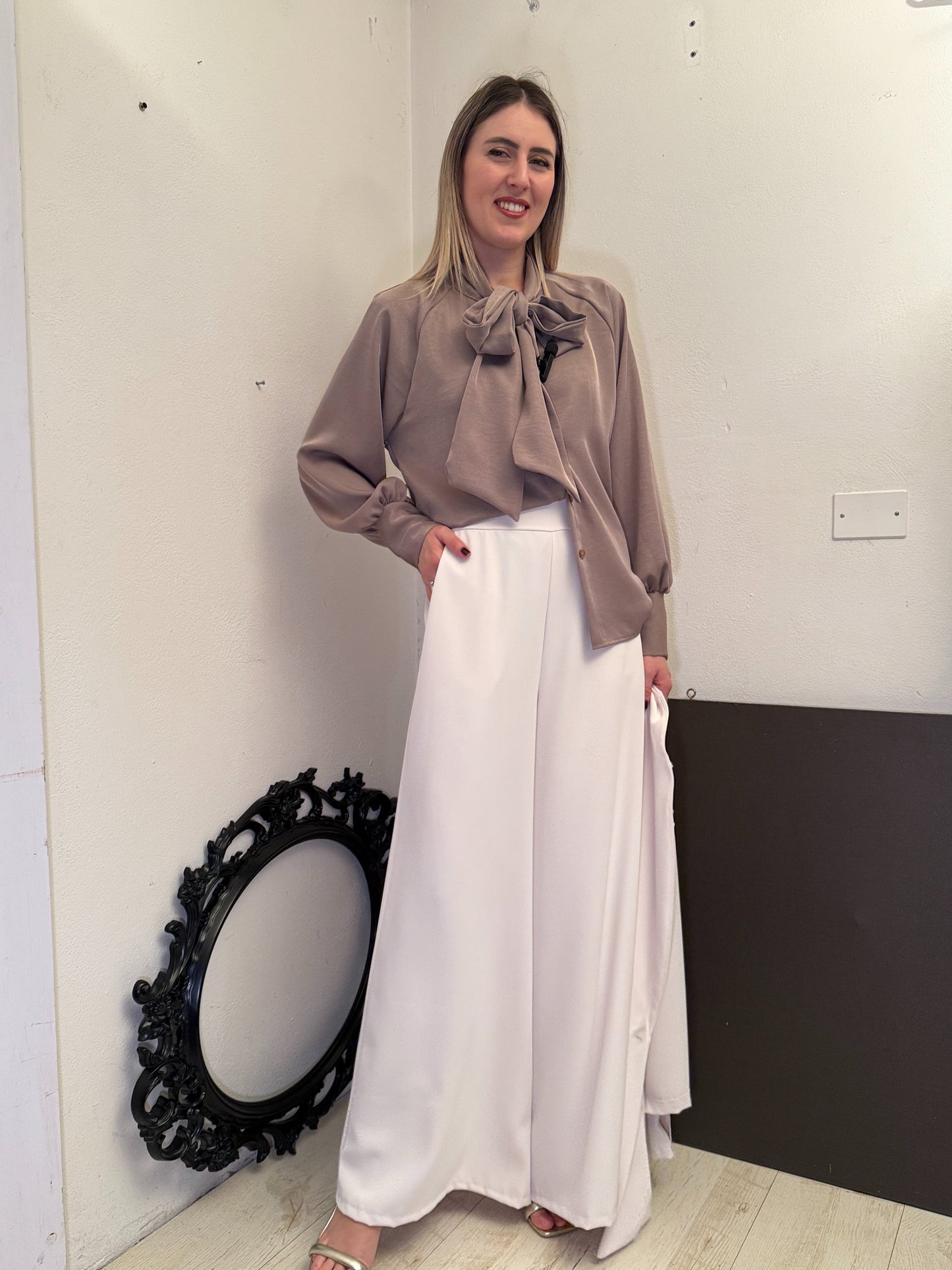 Camicia con fiocco