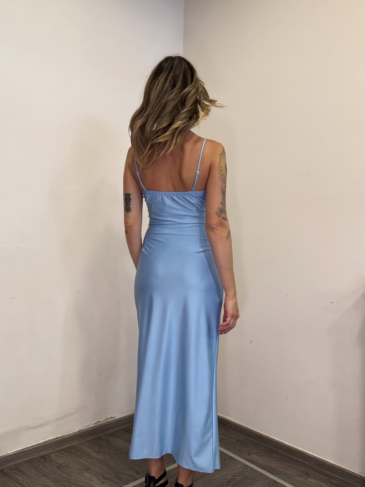 Abito aderente azzurro