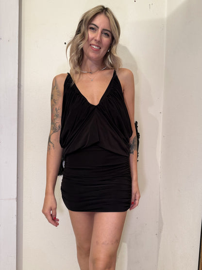 Abito con arricciature