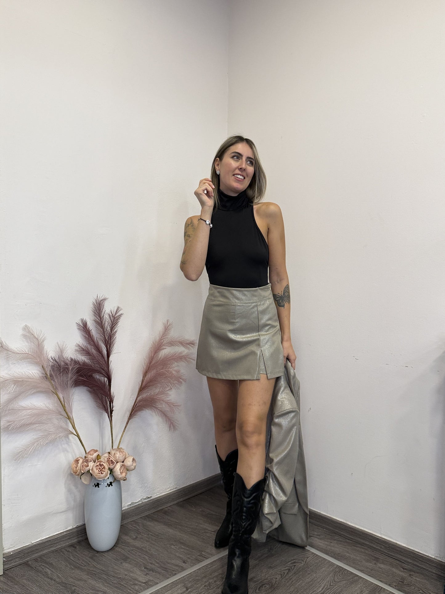 Gonna pantaloncino b01