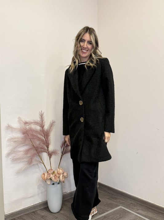 Cappotto con bottoni