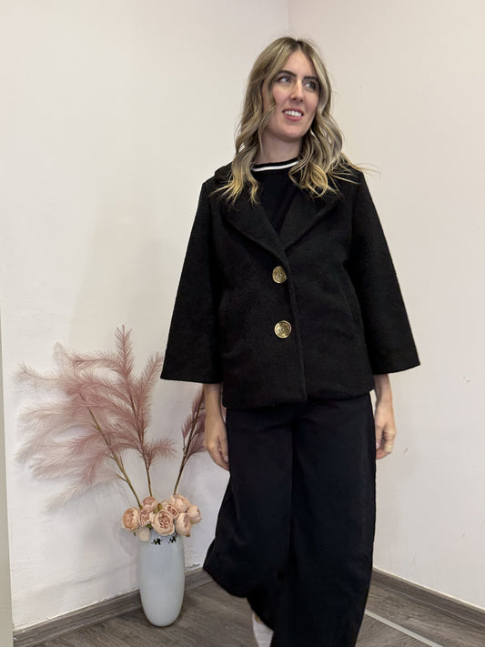 Cappotto corto bottoni oro