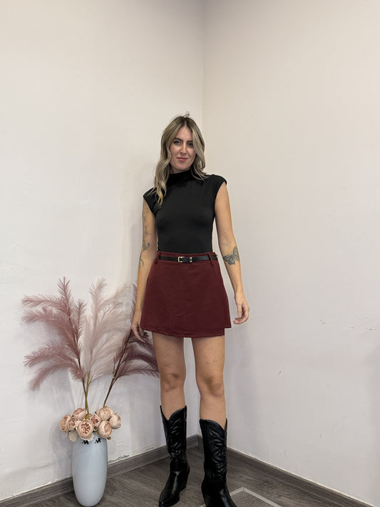 Gonna pantaloncino con cintura