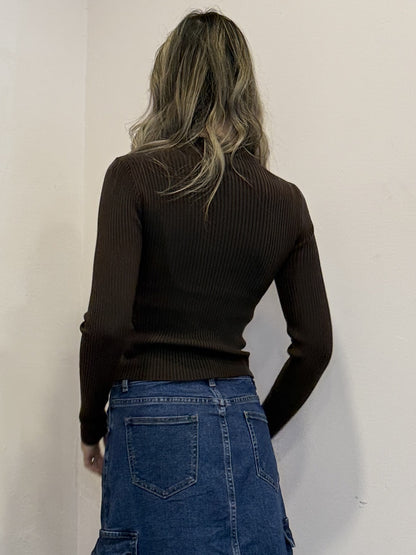 Maglione coste cut out