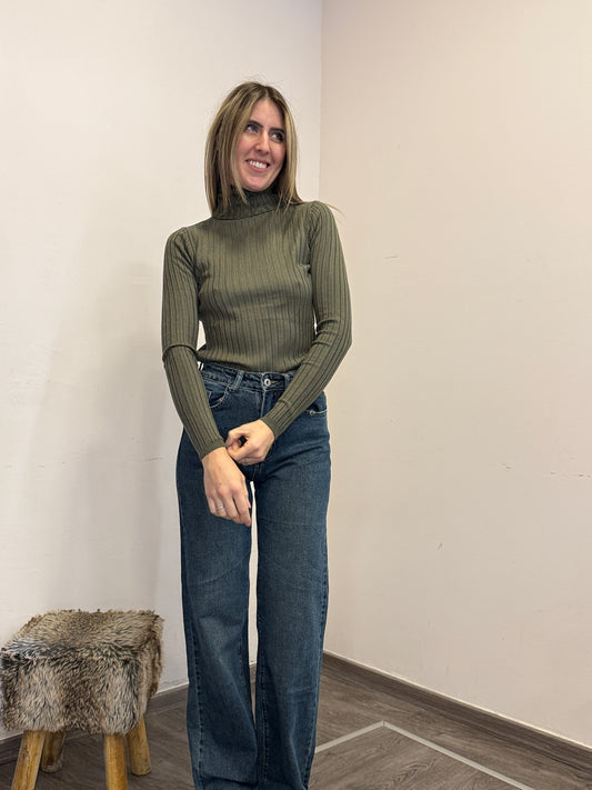 Maglione dolcevita coste