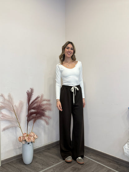 Pantaloni tuta new