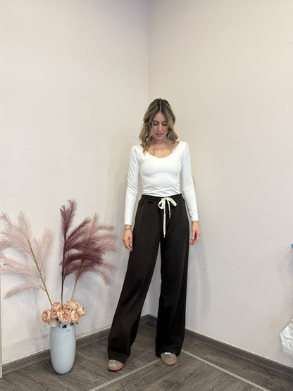 Pantaloni tuta new