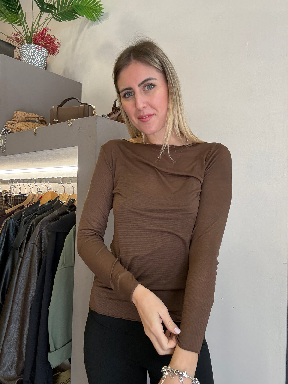 Maglia cashmere girocollo marrone