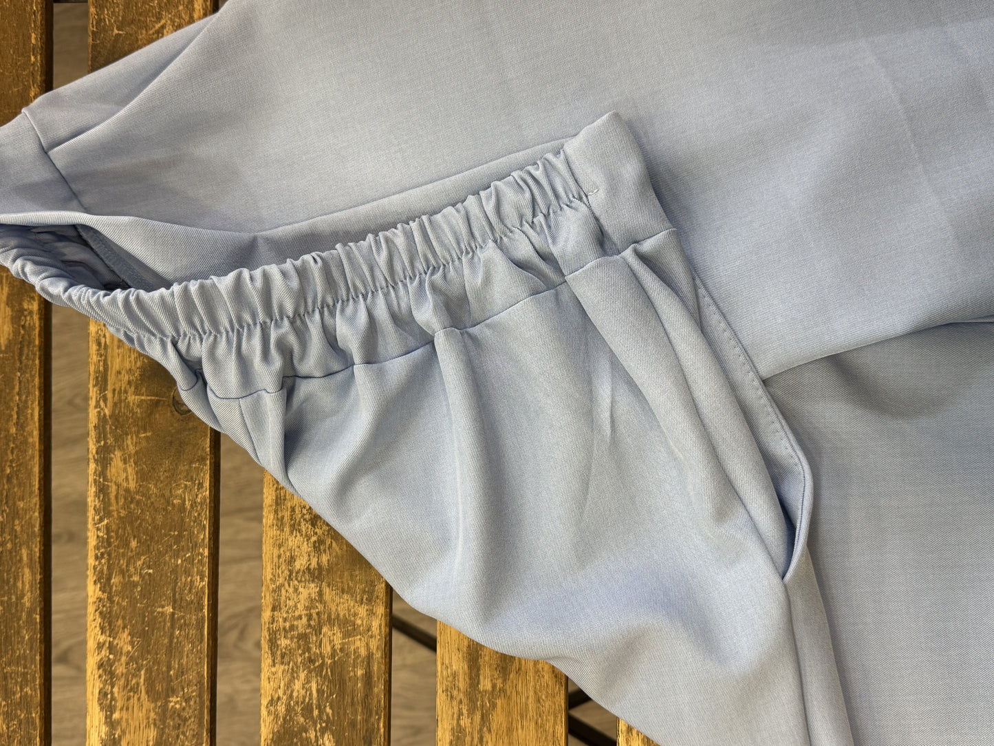 Pantaloni con elastico