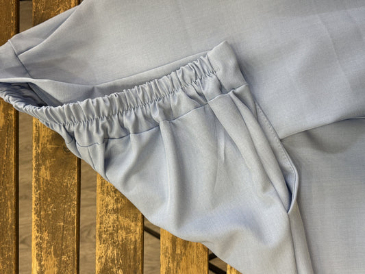 Pantaloni con elastico